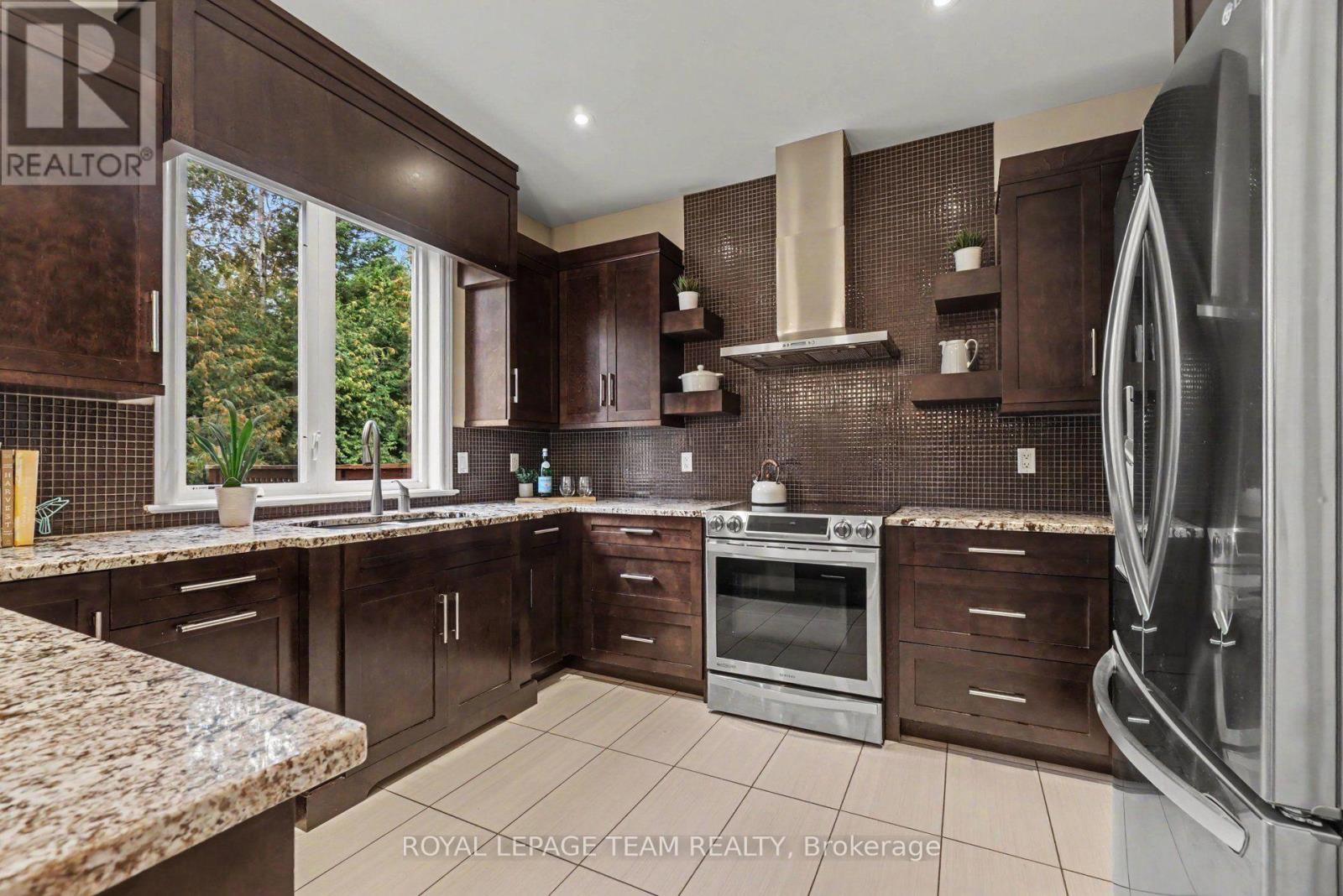 152 West Ridge Drive, Ottawa, Ontario  K2S 2H3 - Photo 16 - X13799842