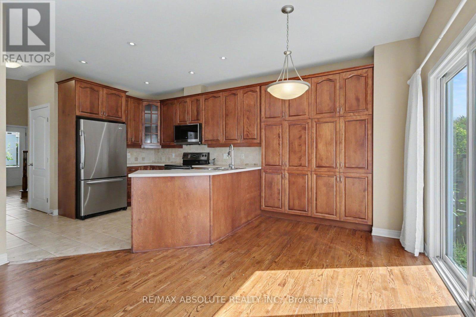 113 Sirocco Crescent, Ottawa, Ontario  K2S 2E1 - Photo 10 - X13799874