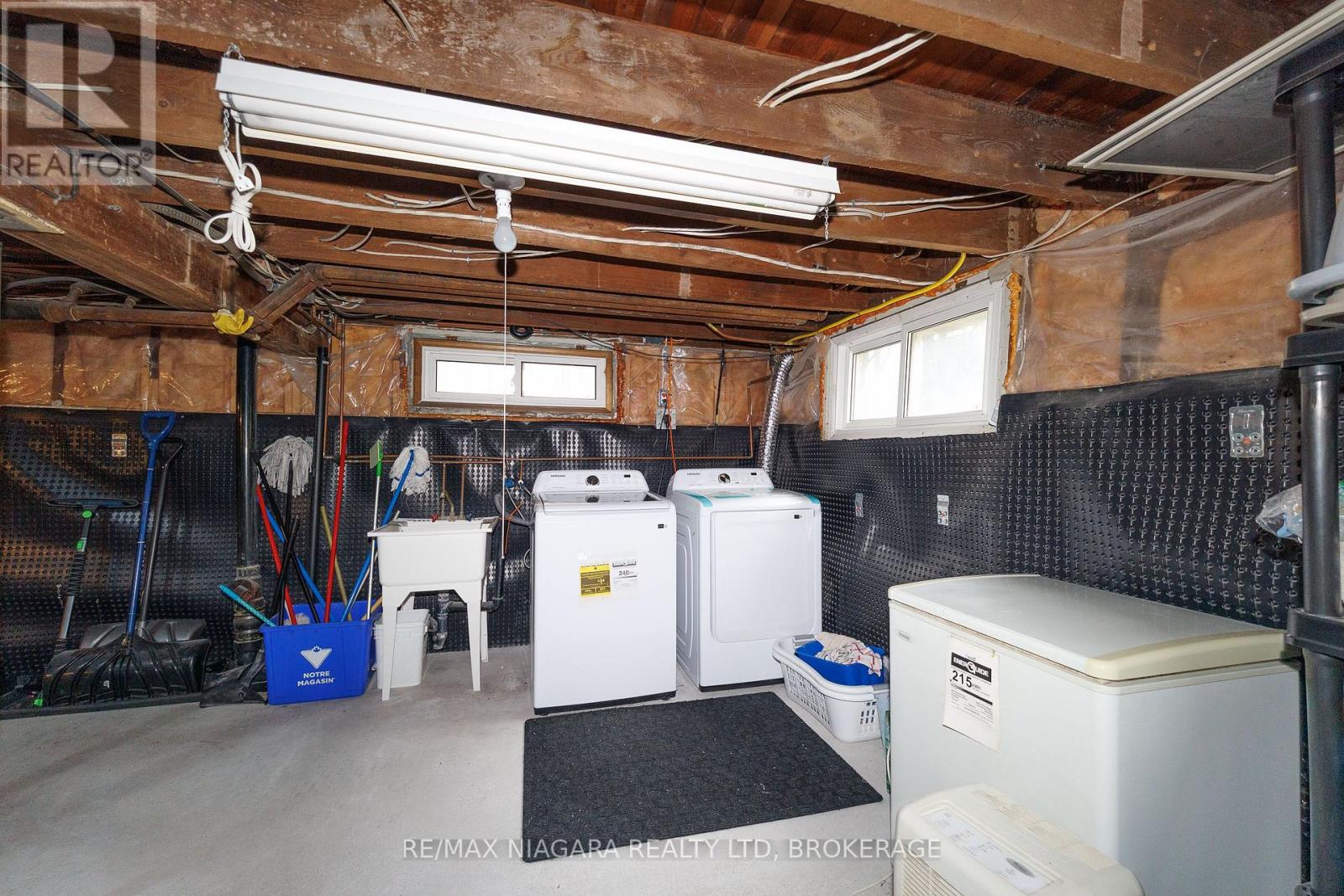 4864 Simcoe Street, Niagara Falls (Downtown), Ontario  L2E 1V9 - Photo 29 - X13799882
