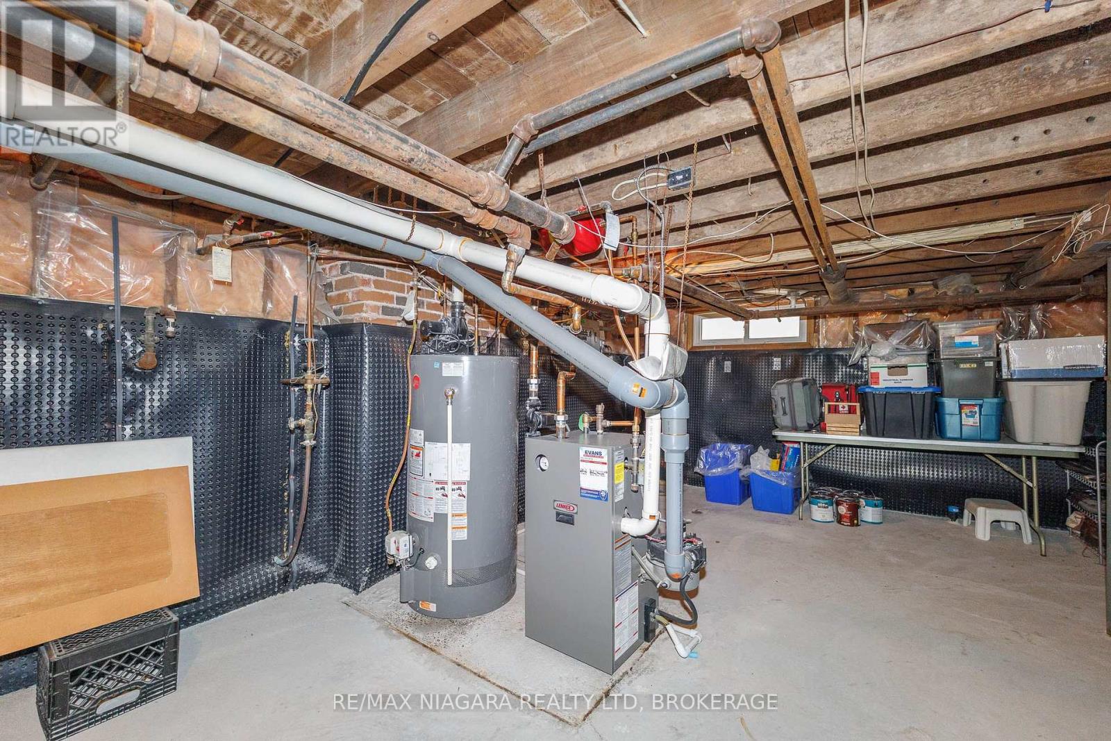 4864 Simcoe Street, Niagara Falls (Downtown), Ontario  L2E 1V9 - Photo 32 - X13799882