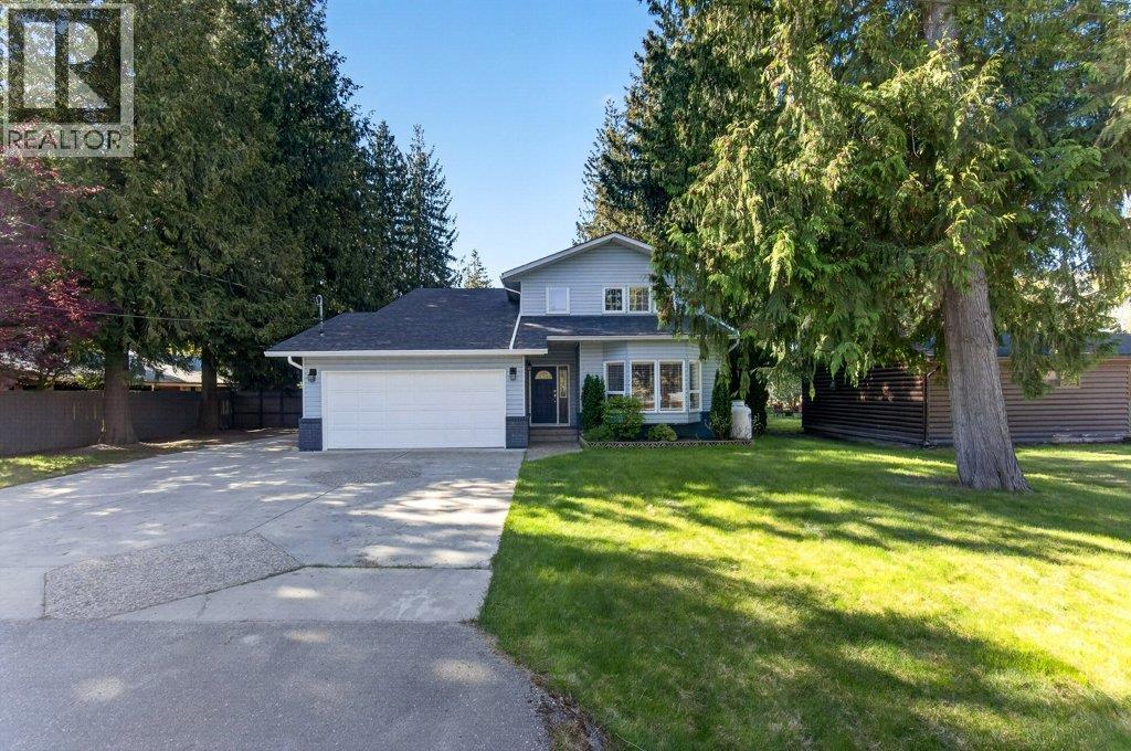 617 Pine Street, Sicamous, British Columbia