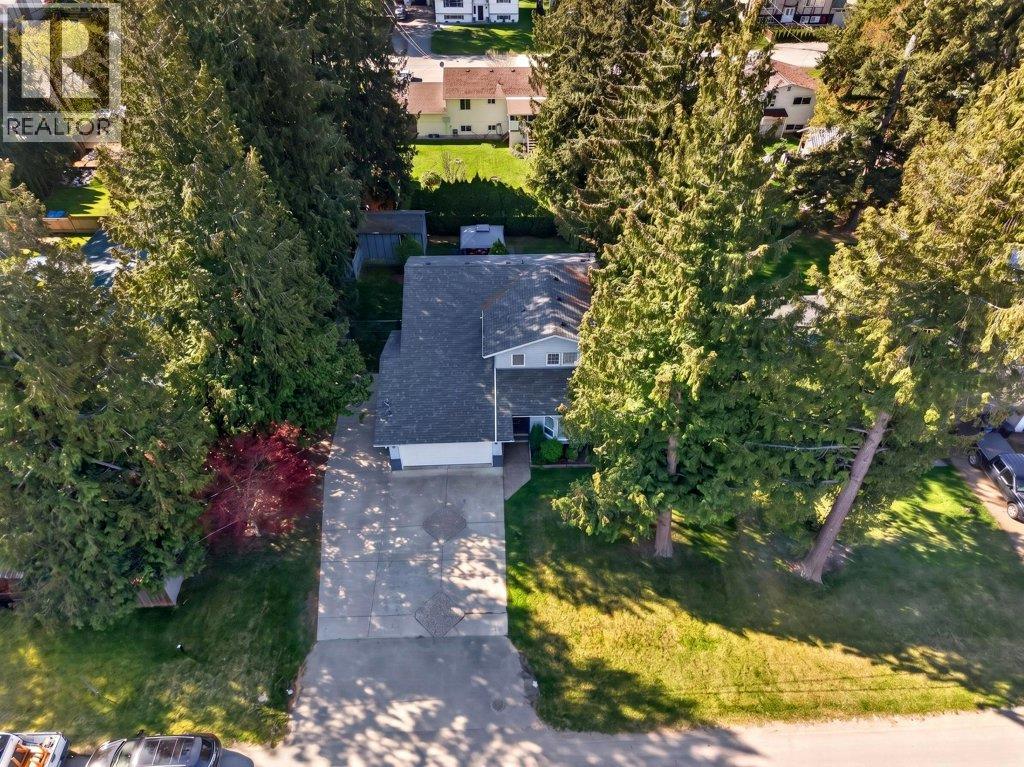 617 Pine Street, Sicamous, British Columbia  V0E 2V0 - Photo 64 - 10385338