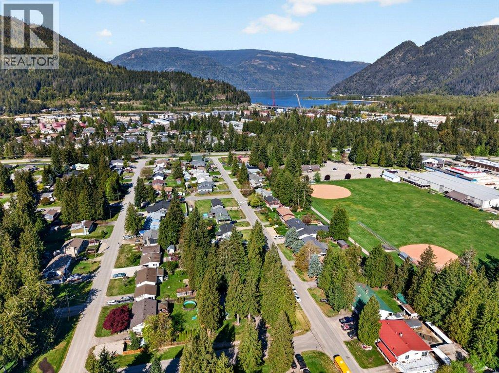 617 Pine Street, Sicamous, British Columbia  V0E 2V0 - Photo 67 - 10385338