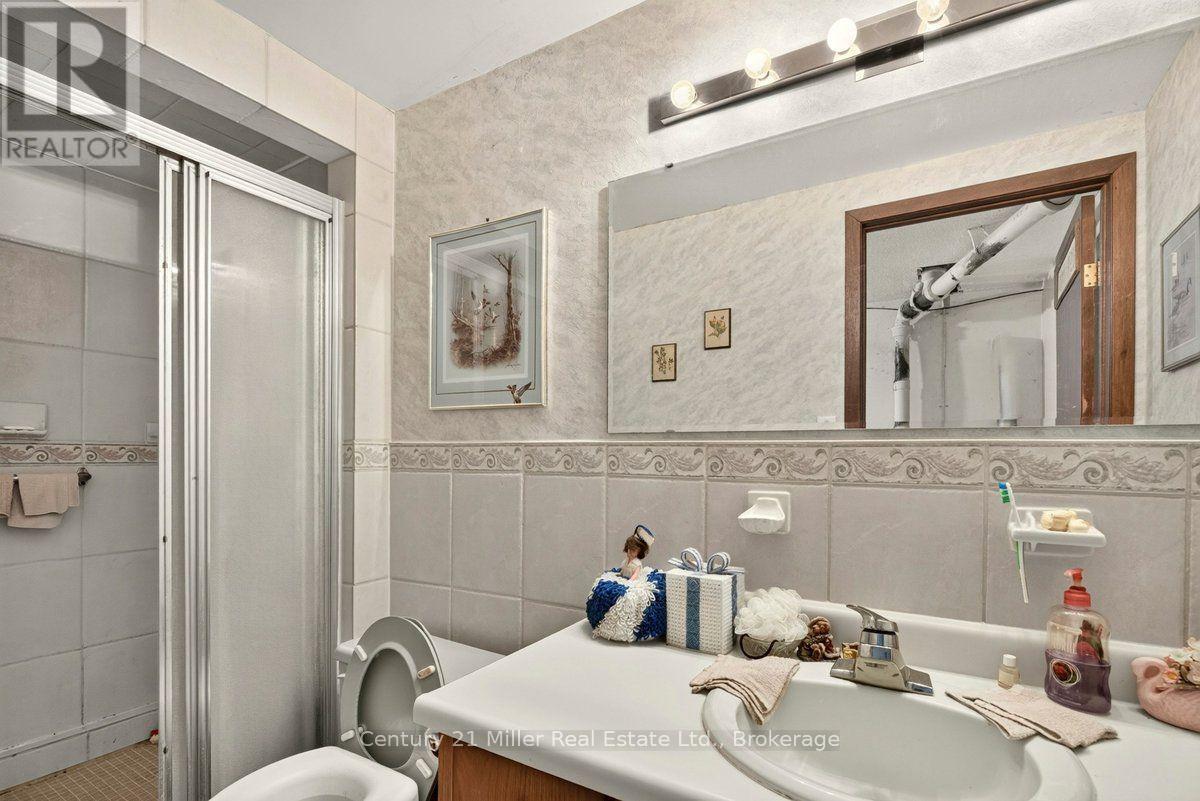 2013 Deramore Drive, Oakville, Ontario  L6J 2P6 - Photo 23 - W13799806