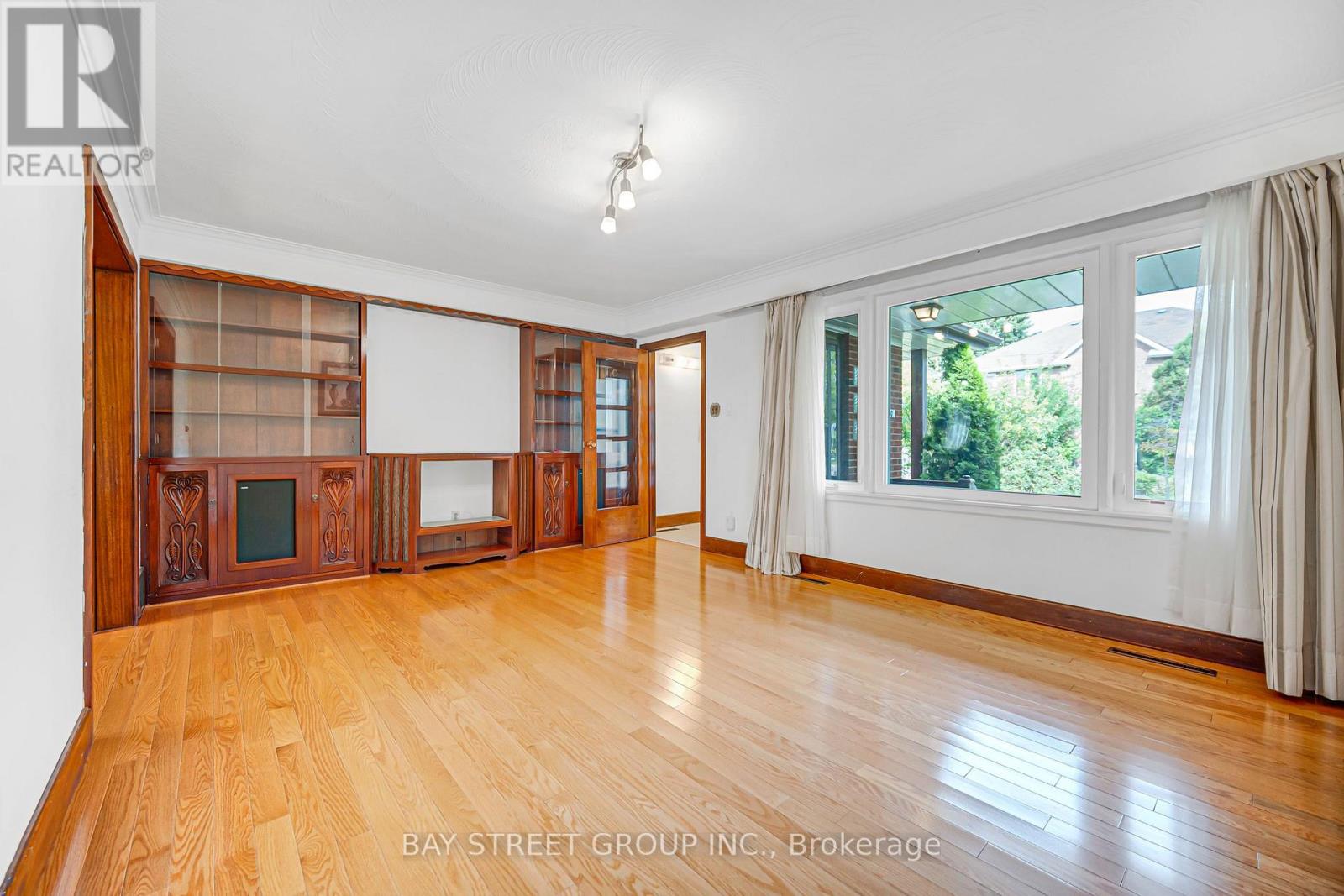 260 Moore Park Avenue, Toronto, Ontario  M2M 1N6 - Photo 15 - C13799878