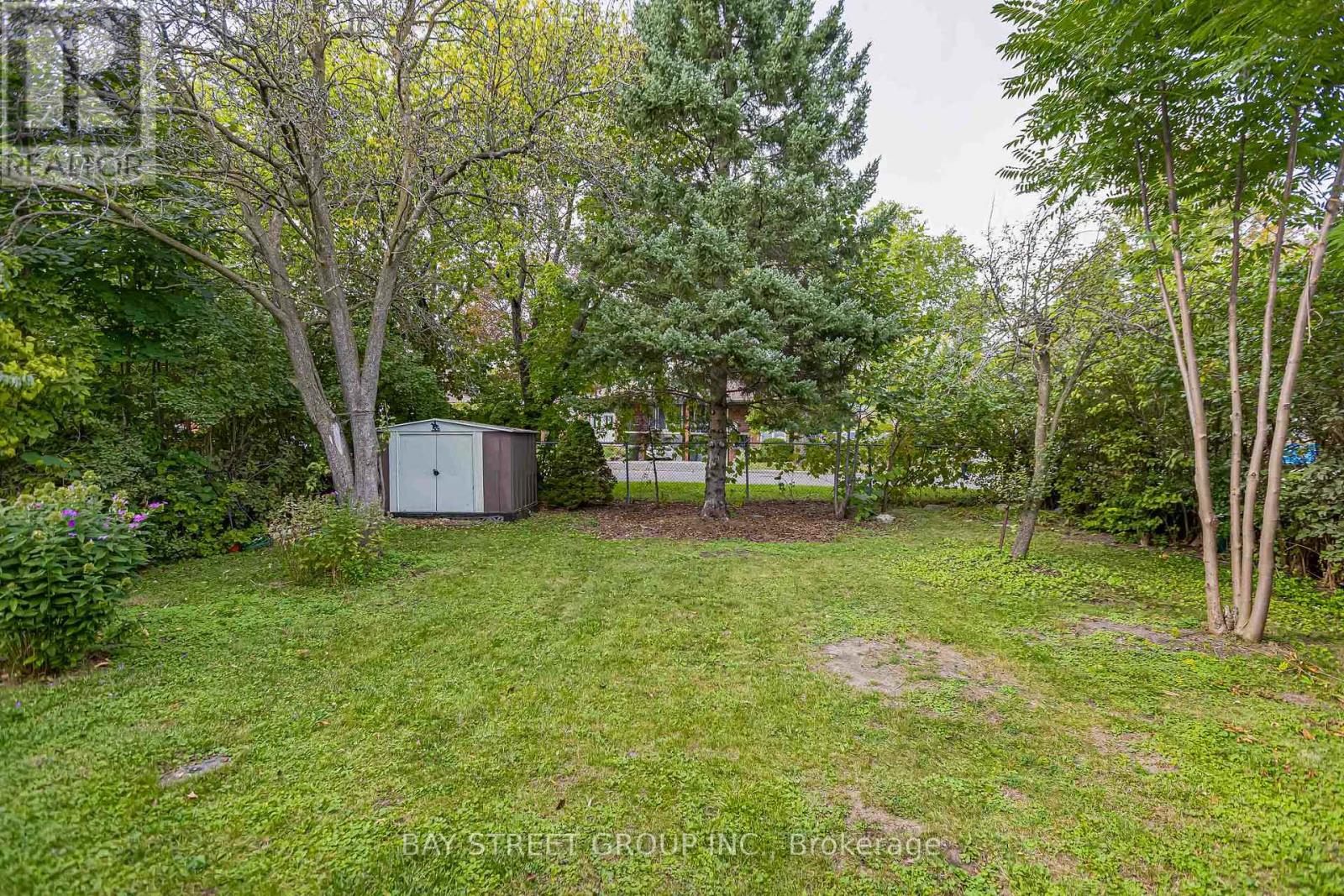 260 Moore Park Avenue, Toronto, Ontario  M2M 1N6 - Photo 40 - C13799878