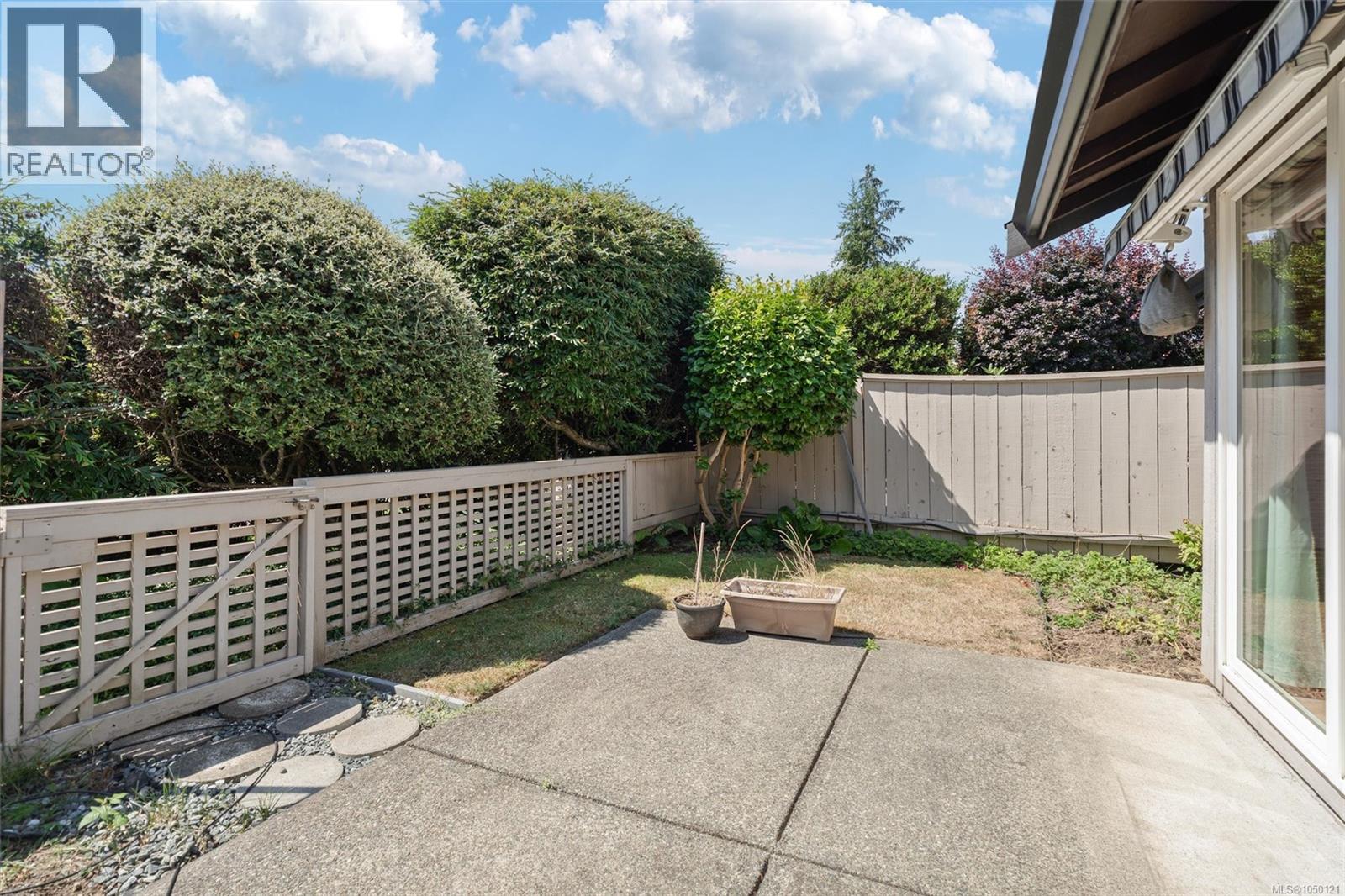4 1184 Clarke Rd, Central Saanich, British Columbia V8N 2C3 - Photo 32 - 1050121
