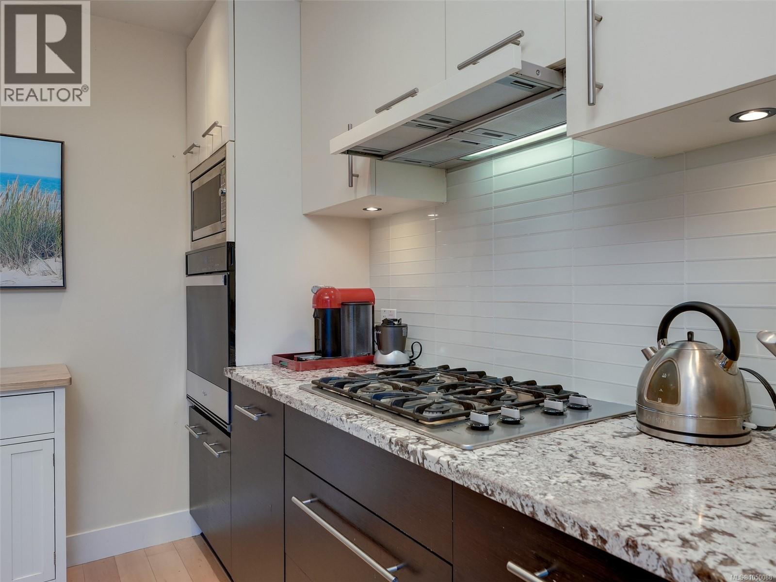107 3234 Holgate Lane, Colwood, British Columbia  V9C 0A6 - Photo 9 - 1050088
