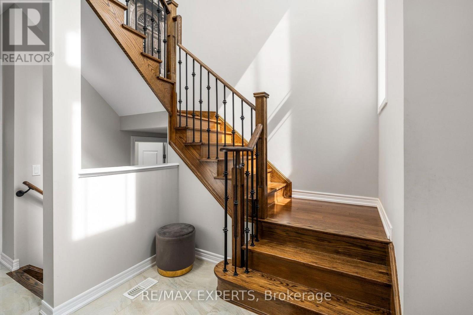 22 Garyscholl Road, Vaughan, Ontario  L4H 3R3 - Photo 5 - N13799828