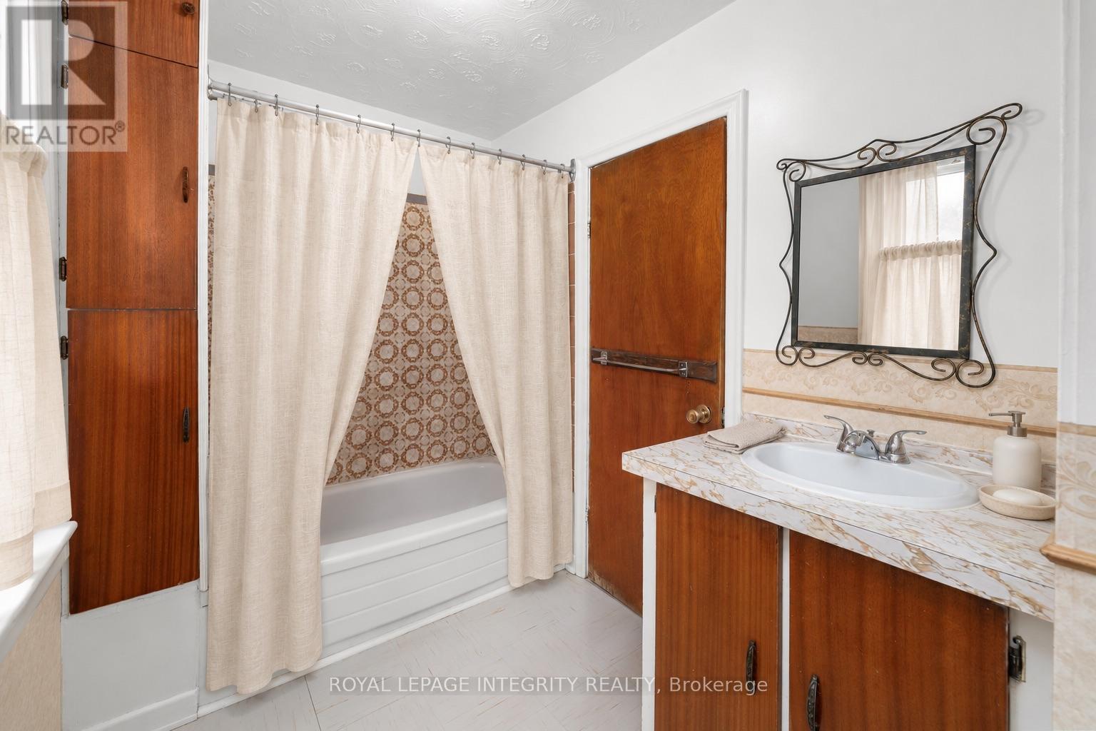 1081 Kenaston Street, Ottawa, Ontario  K1B 3P8 - Photo 25 - X13728202