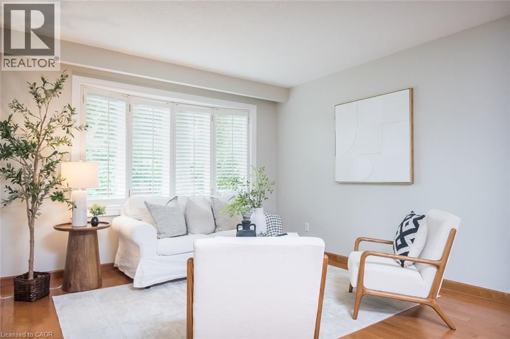 1237 Redbank Crescent, Oakville, Ontario  L6H 1Y4 - Photo 3 - 40864463