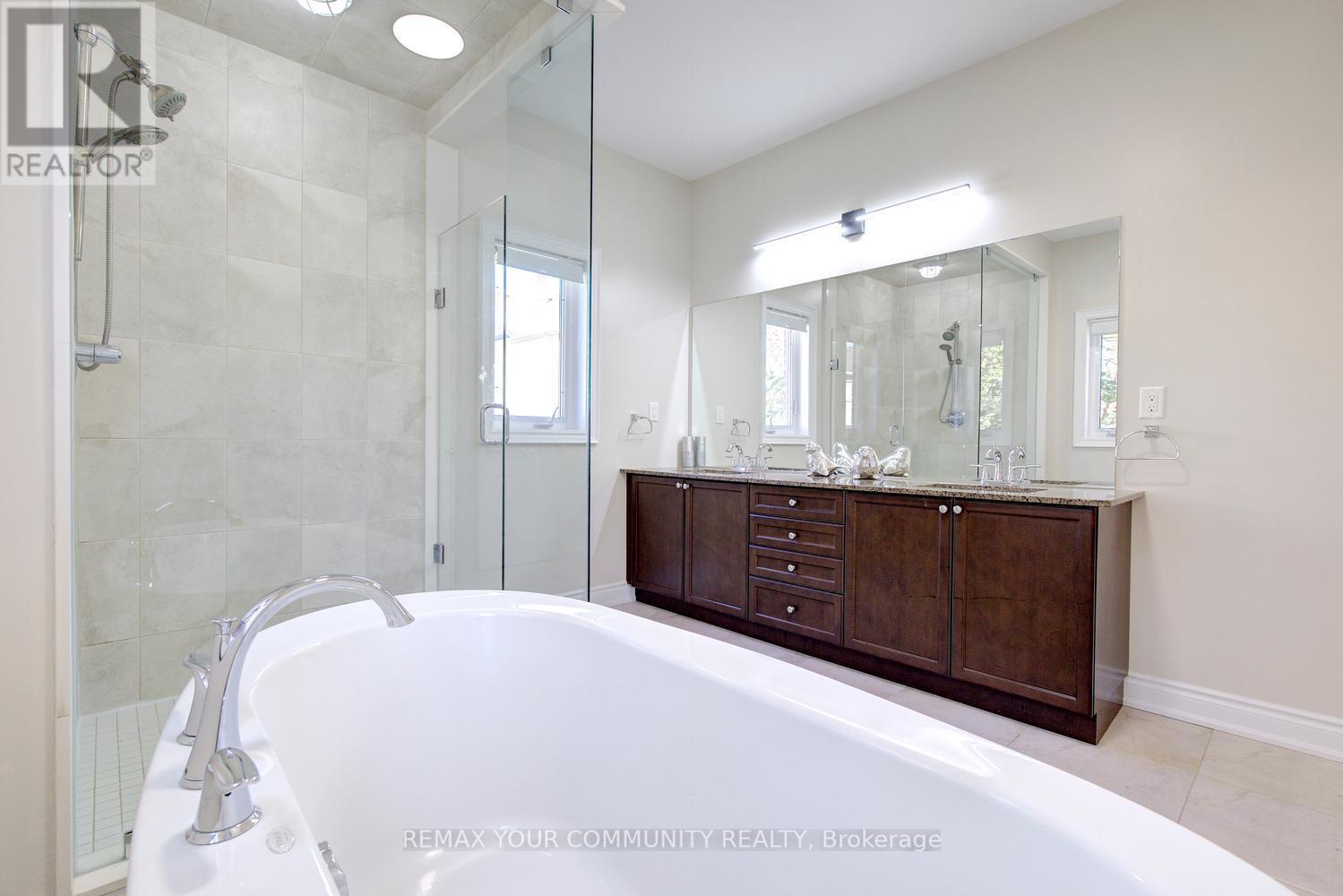 85 Coral Acres Drive, Vaughan, Ontario  L6A 4K8 - Photo 35 - N13784000