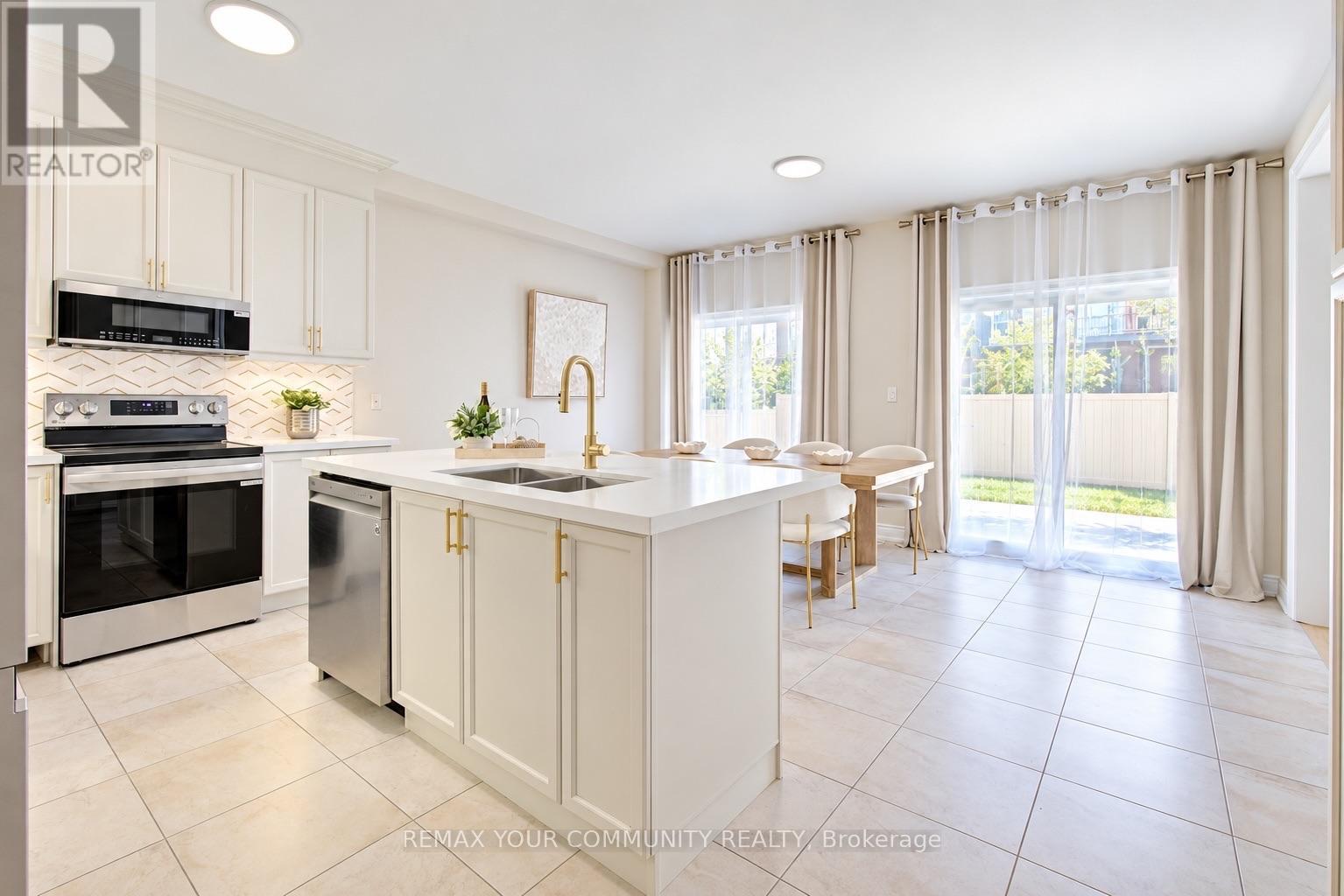 85 Coral Acres Drive, Vaughan, Ontario  L6A 4K8 - Photo 9 - N13784000