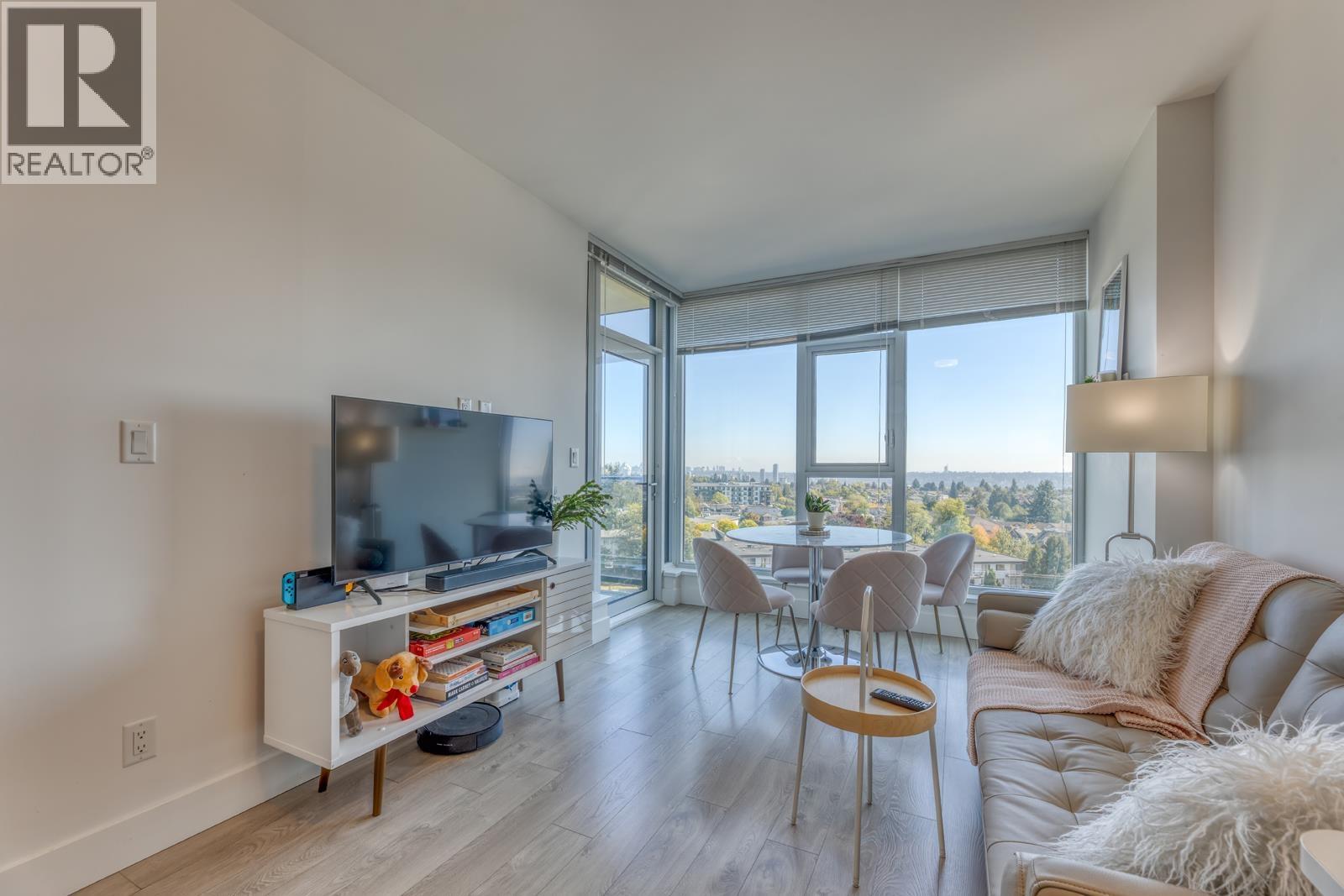 809 7303 Noble Lane, Burnaby, British Columbia  V3N 0H2 - Photo 6 - R3166183