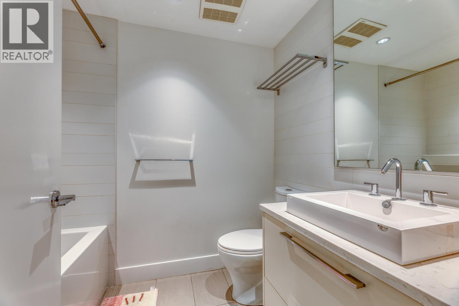 809 7303 Noble Lane, Burnaby, British Columbia  V3N 0H2 - Photo 12 - R3166183