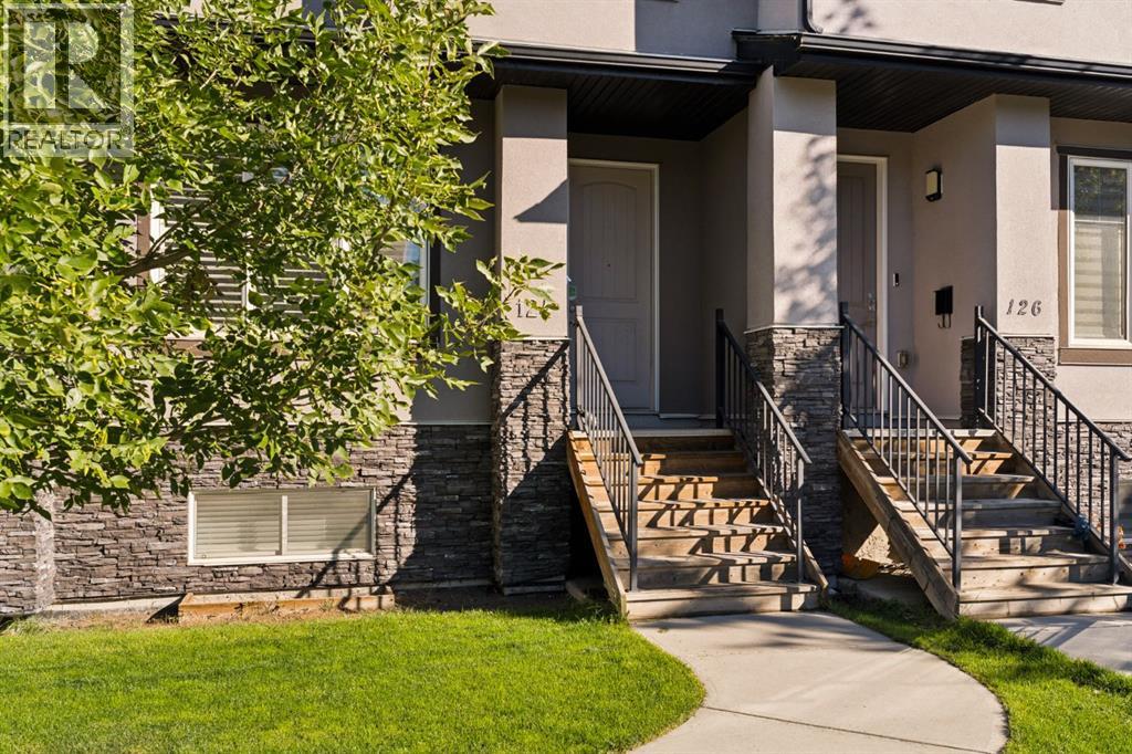 124 25 Avenue Ne, Calgary, Alberta  T2E 1X8 - Photo 3 - A2344236
