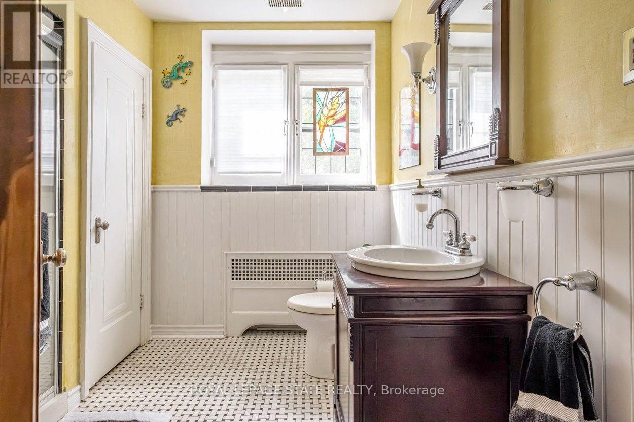 18 Forsyth Avenue N, Hamilton, Ontario  L8S 4E1 - Photo 42 - X13799812