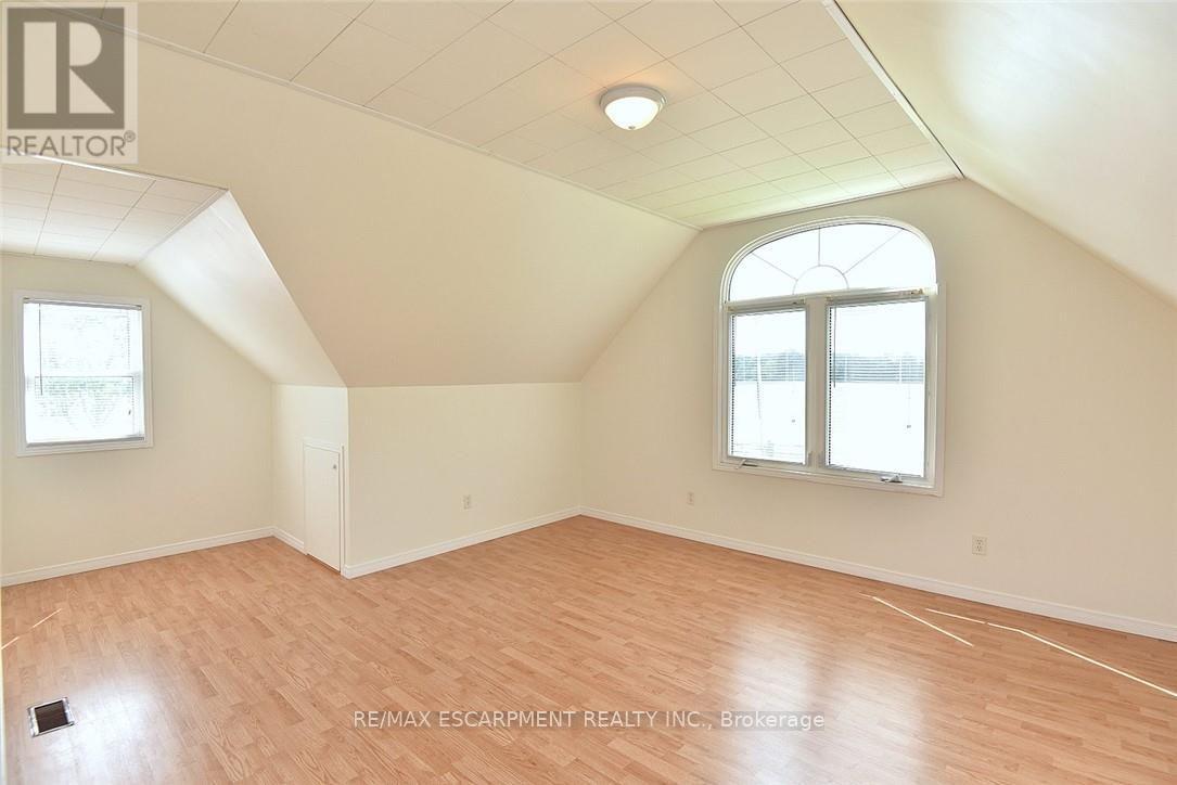2407 Caistor Centre Road, West Lincoln, Ontario  L0R 1E0 - Photo 21 - X13799868