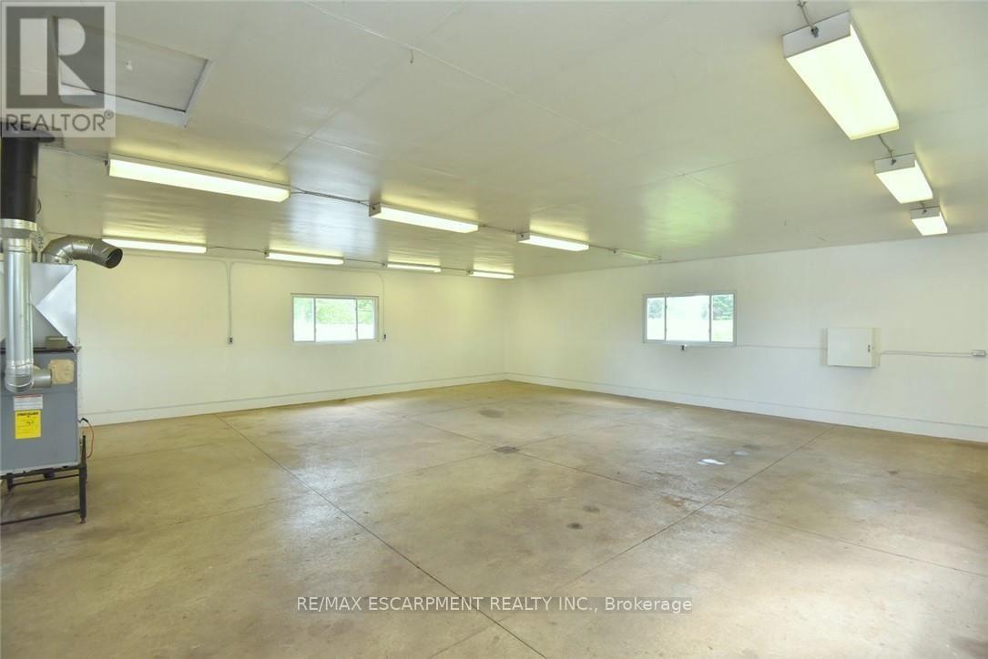 2407 Caistor Centre Road, West Lincoln, Ontario  L0R 1E0 - Photo 42 - X13799868