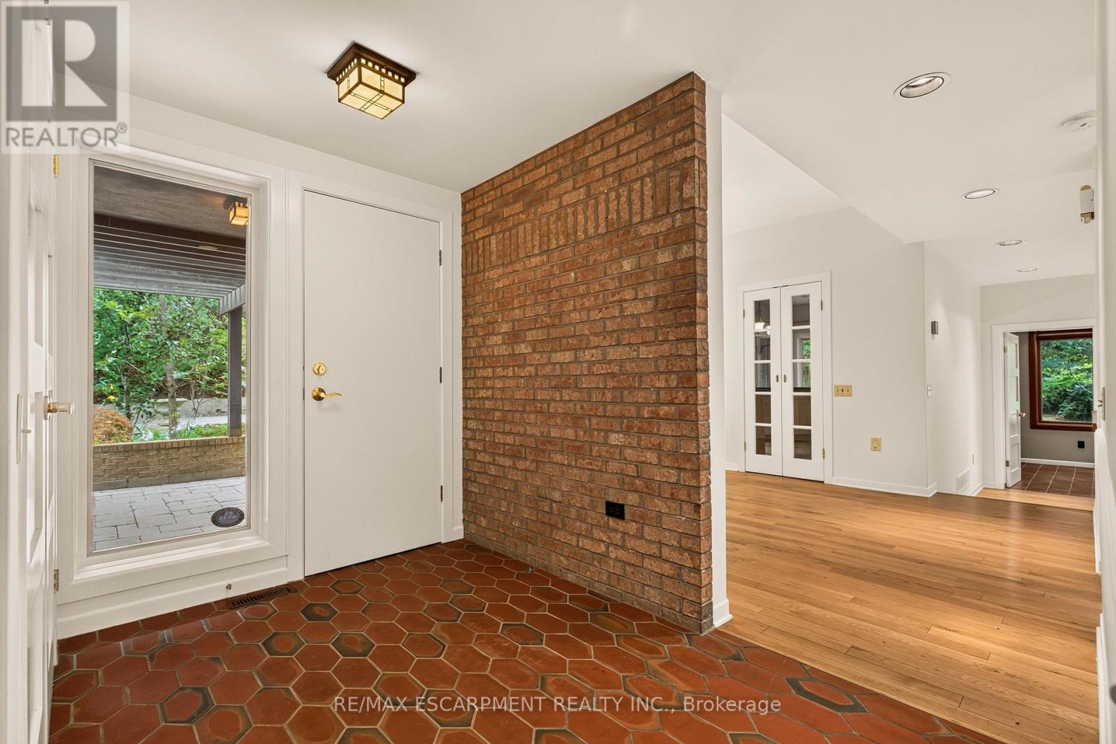 539 Ontario Street, Hamilton, Ontario  L9G 3E1 - Photo 4 - X13799894