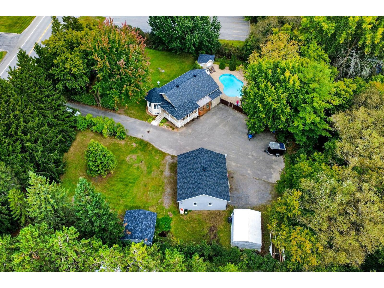 1190 Route 158 Saint-Thomas Quebec Canada J0K3L0 3