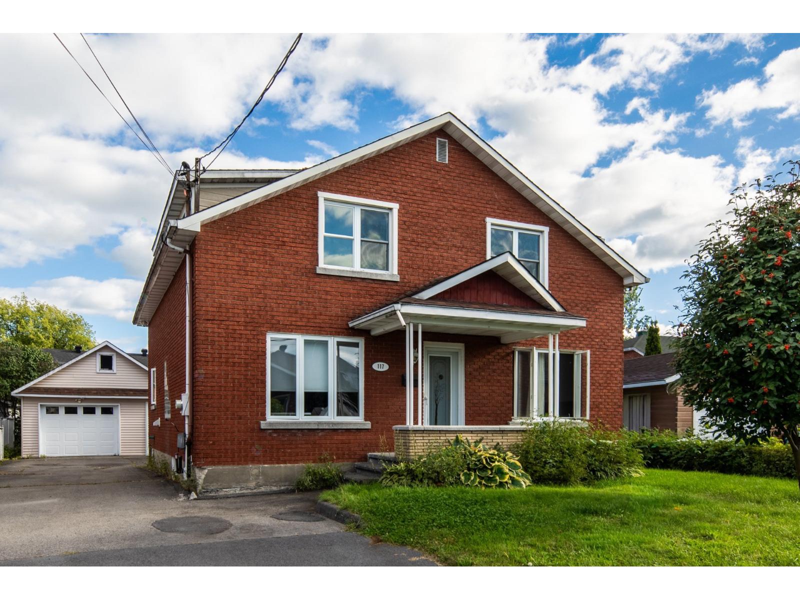 117 Rue Lafontaine Salaberry-de-Valleyfield Quebec Canada J6T5R8 2