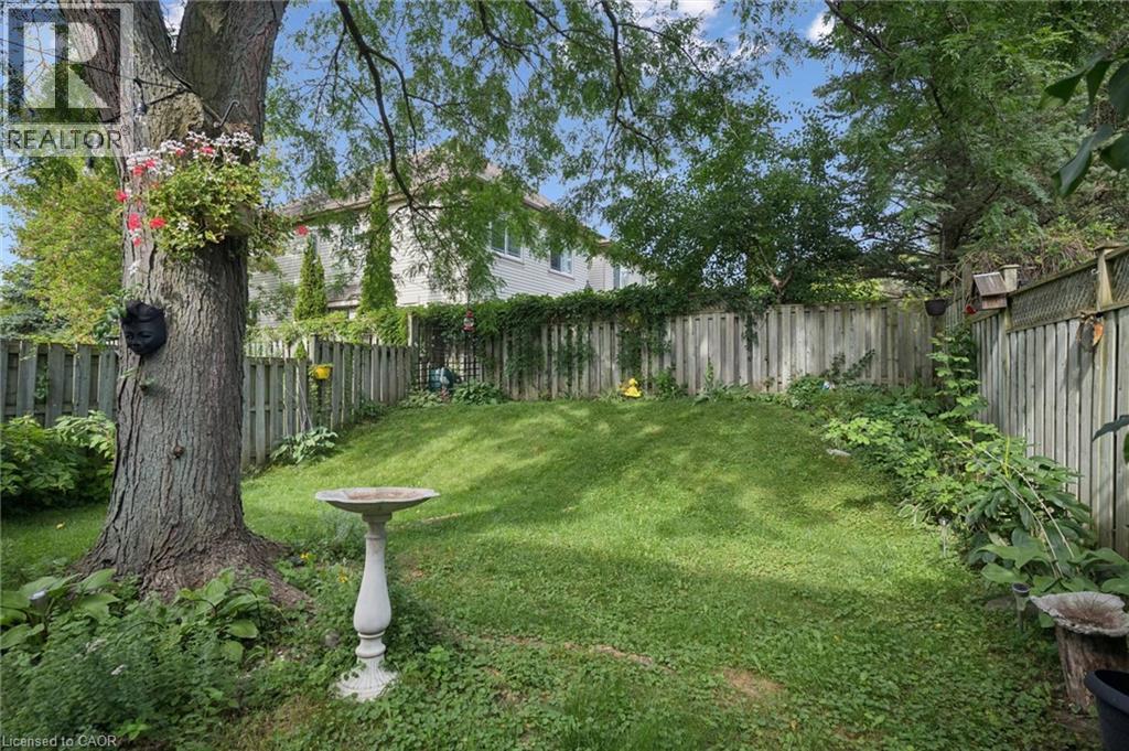 154 Shadow Wood Court, Waterloo, Ontario  N2K 3W4 - Photo 35 - 40864337