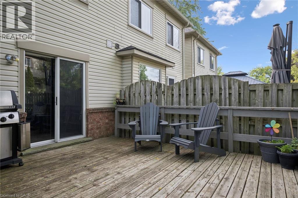 154 Shadow Wood Court, Waterloo, Ontario  N2K 3W4 - Photo 32 - 40864337