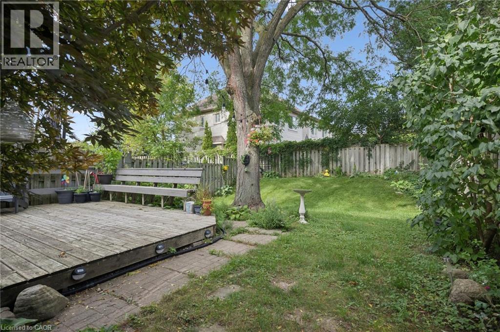 154 Shadow Wood Court, Waterloo, Ontario  N2K 3W4 - Photo 34 - 40864337