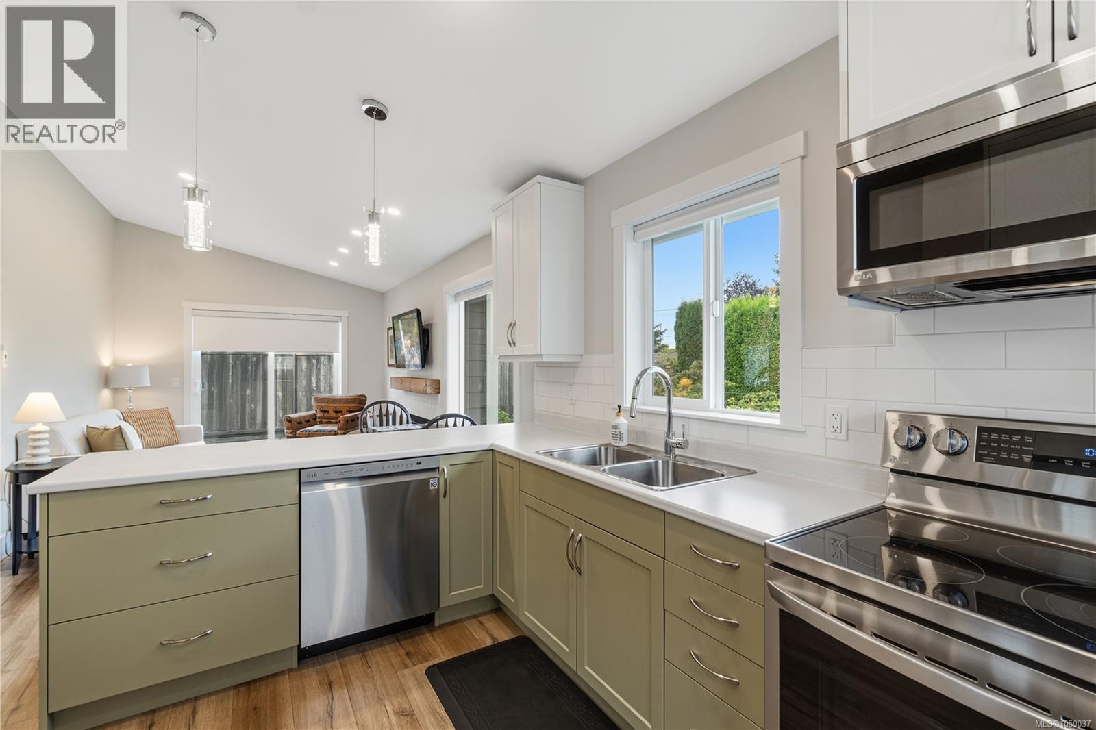 1 Sylvan Cres, Parksville, British Columbia  V9P 1H1 - Photo 41 - 1050037
