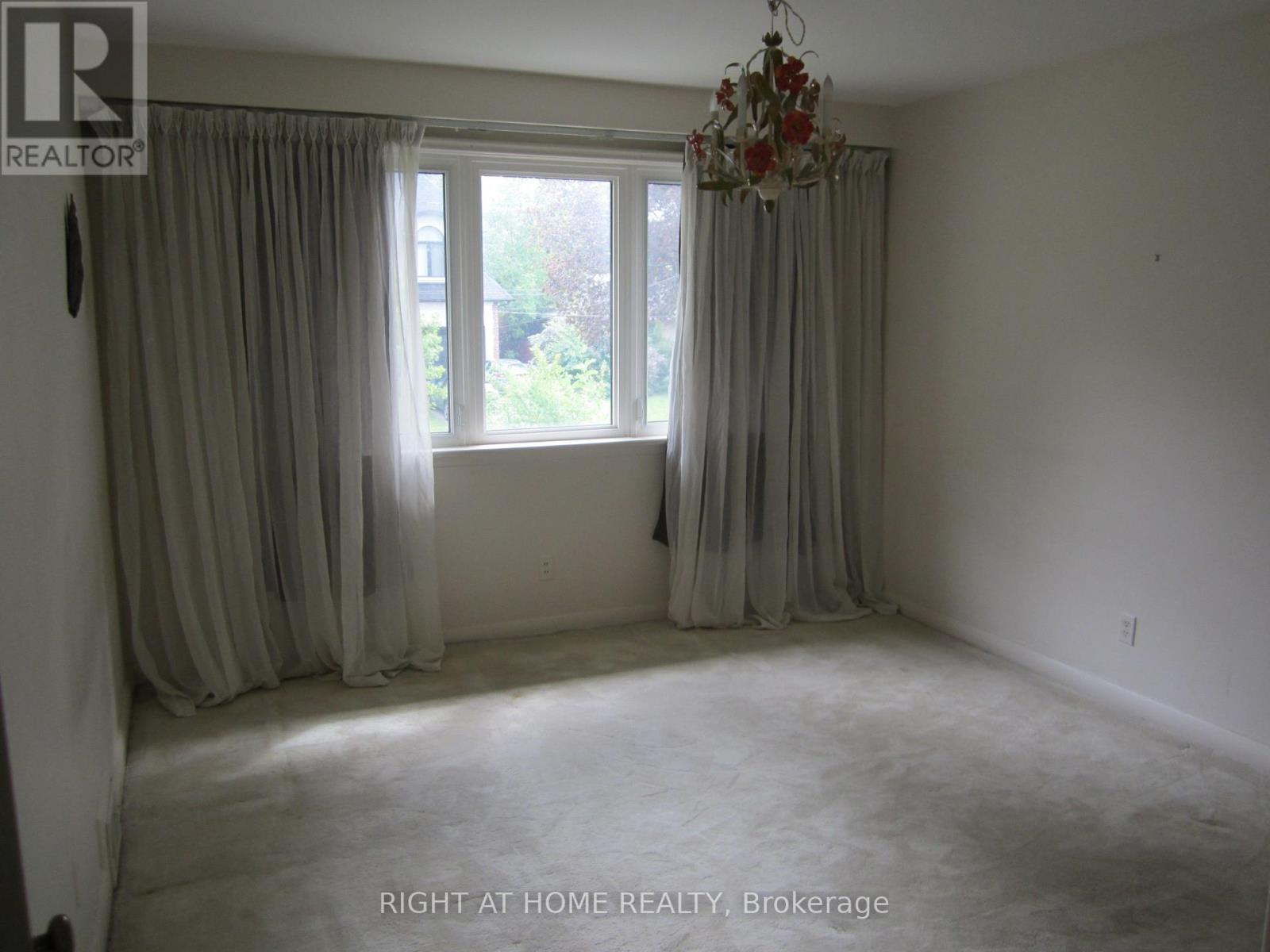 Main - 260 Park Home Avenue, Toronto, Ontario  M1T 0B5 - Photo 9 - C13791678