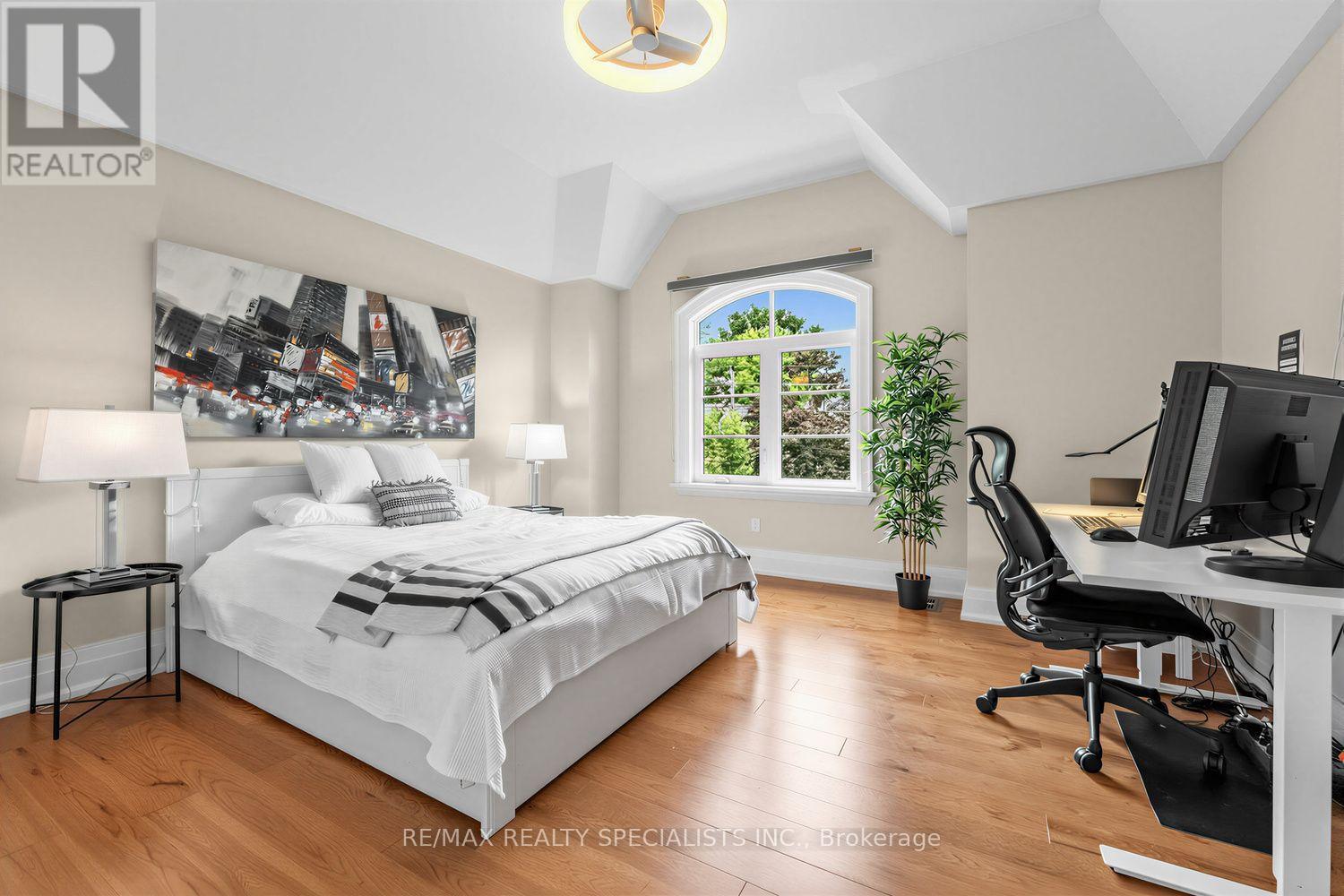 1534 Trotwood Avenue, Mississauga, Ontario  L5G 3Z9 - Photo 23 - W13763400
