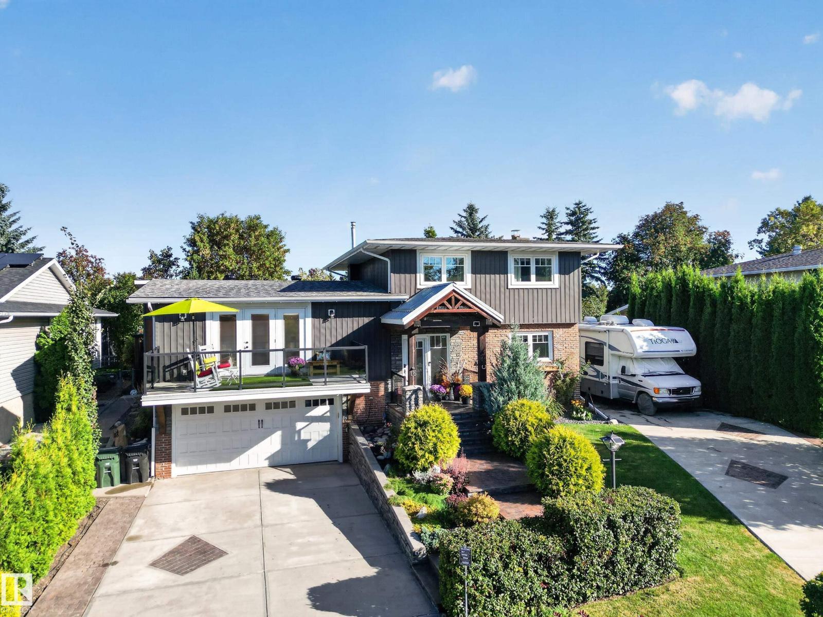 16 BRAESIDE CR, Sherwood Park, Alberta