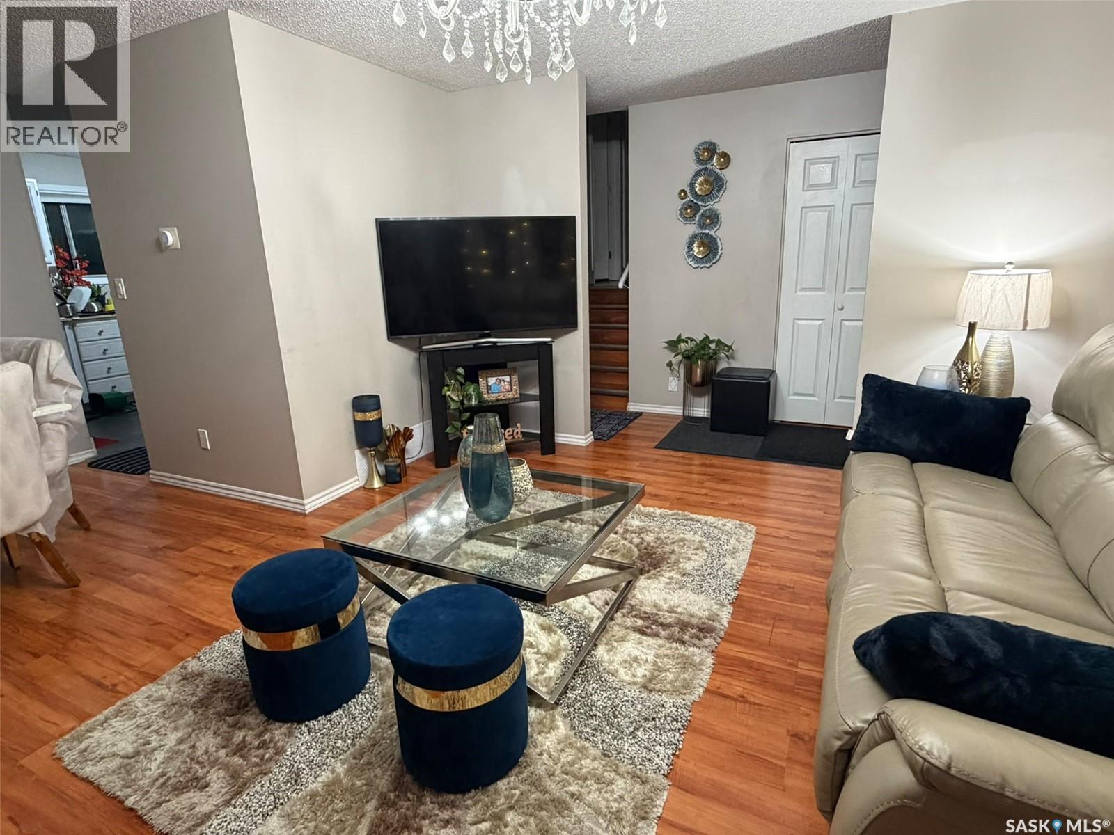 455 Kingsmere Boulevard, Saskatoon, Saskatchewan  S7J 3T9 - Photo 4 - SK048769