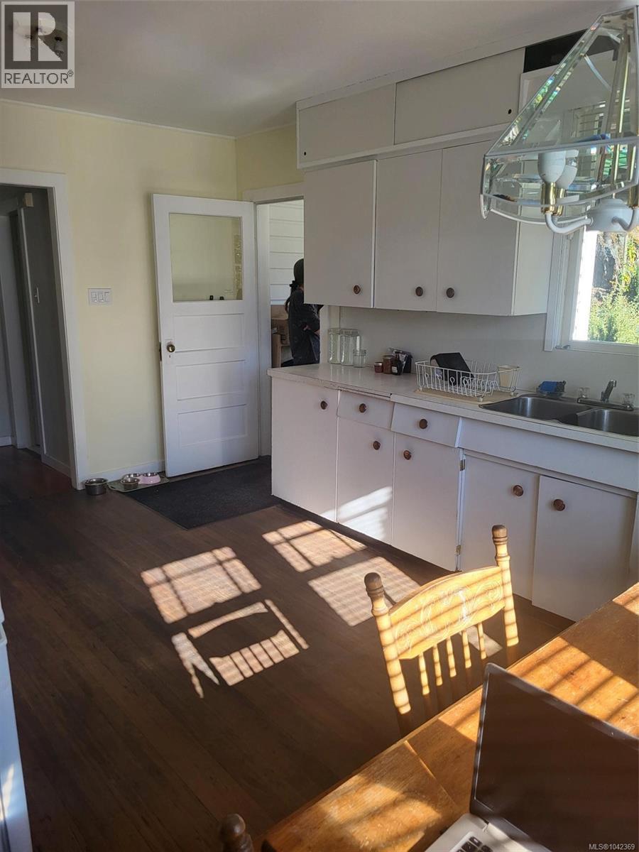 10511 Youbou Rd, Youbou, British Columbia  V0R 3E1 - Photo 11 - 1042369