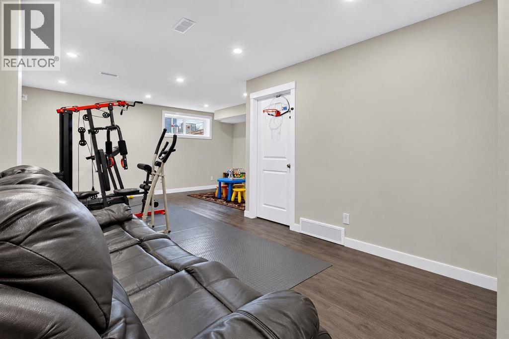 40 Sage Bluff Way Nw, Calgary, Alberta  T3R 1T1 - Photo 20 - A2345911