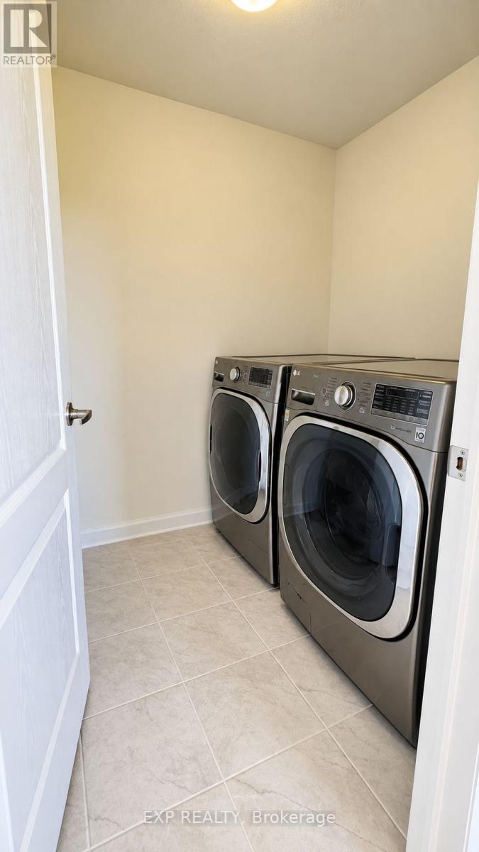 5 #upper - 15 Peach Street, Thorold, Ontario  L2V 0P5 - Photo 4 - X13799920