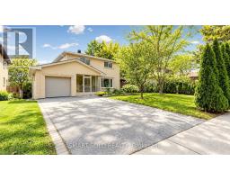 210 SHAUGHNESSY BOULEVARD, Toronto, Ontario