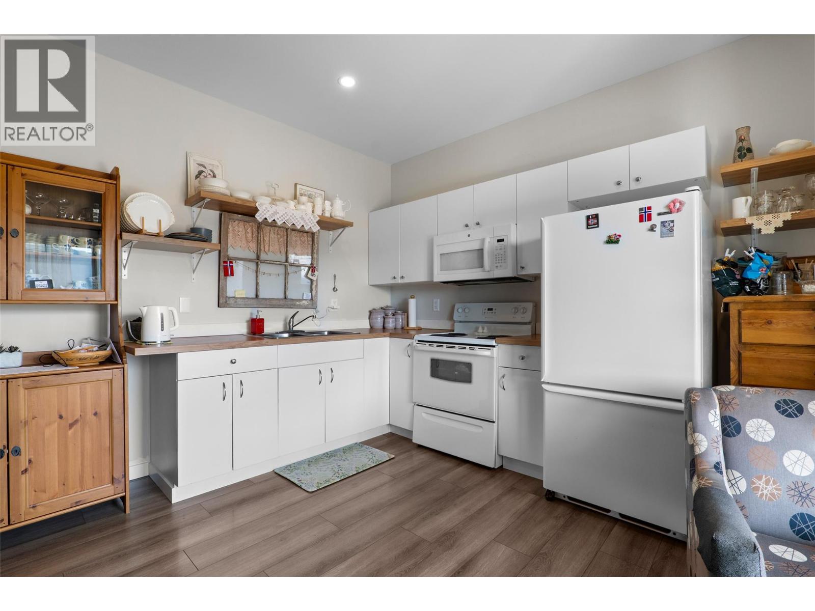 2743 Grandview Heights, Merritt, British Columbia  V1K 1R1 - Photo 33 - 10401134