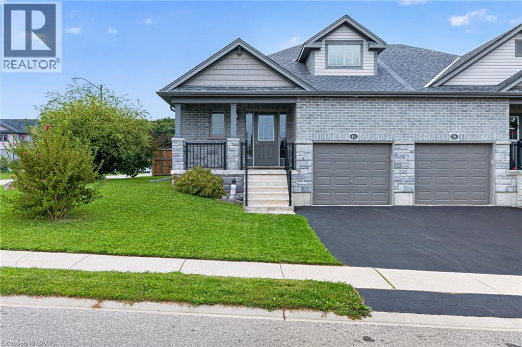 11 HACKBERRY Lane, Simcoe, Ontario
