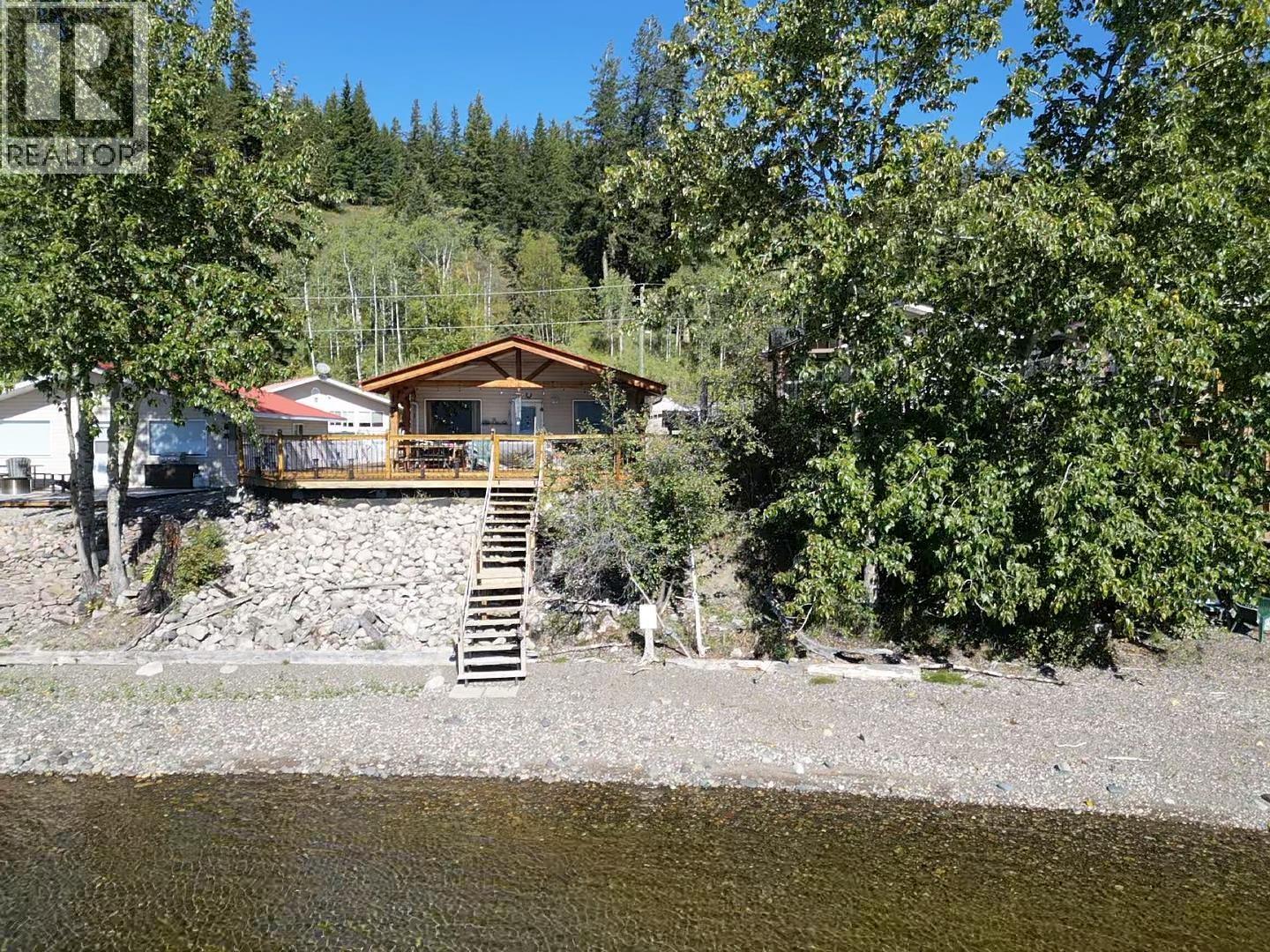 Cabin 5 153 Birch Bay Resort Road, Fraser Lake, British Columbia V0J 1S0 - Photo 4 - R3084643