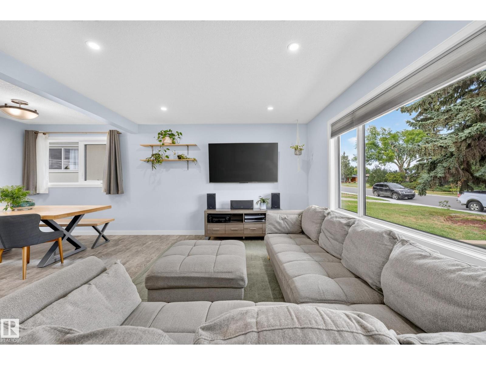 6507 97 Av NW, Edmonton, Alberta  T6B 1C4 - Photo 4 - E4509223