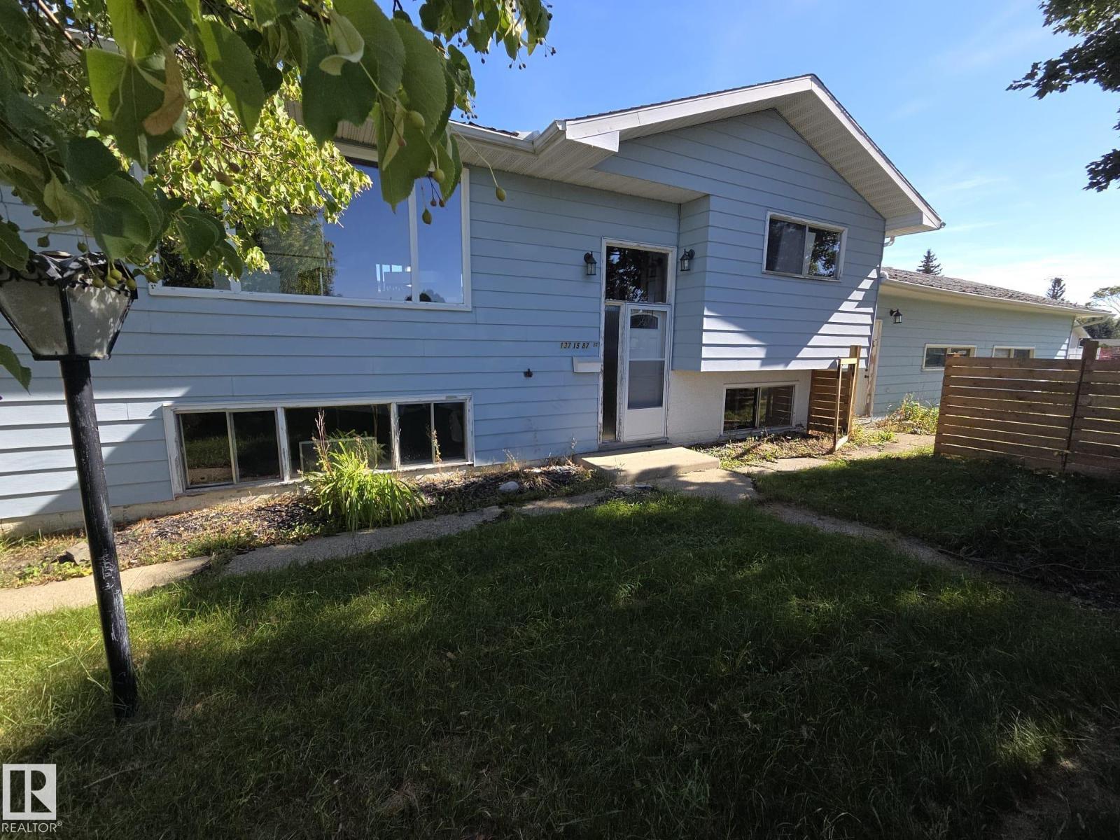 13715 87 St NW, Edmonton, Alberta  T5E 3G1 - Photo 2 - E4509227