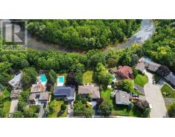 21 KENNINGHALL BOULEVARD, Mississauga, Ontario