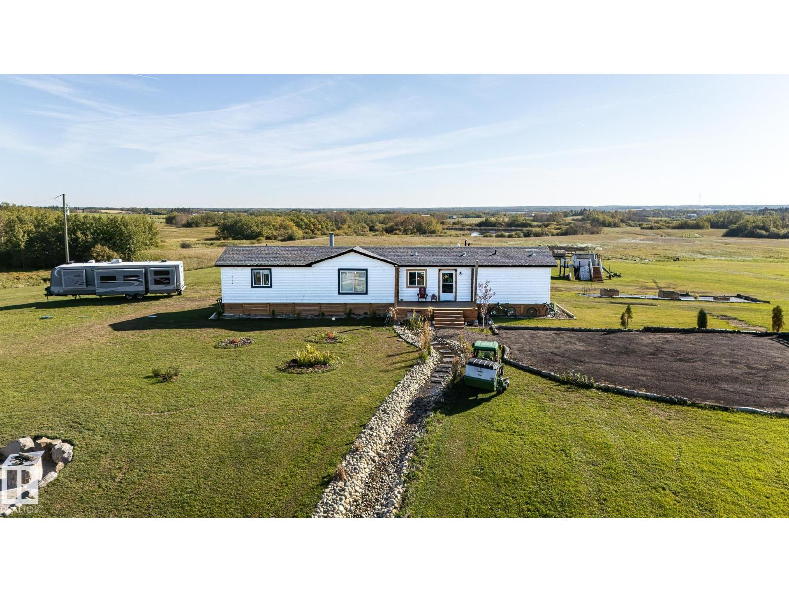 53273 Rge Road 215, Rural Strathcona County, Alberta  T8E 2B4 - Photo 41 - E4509225