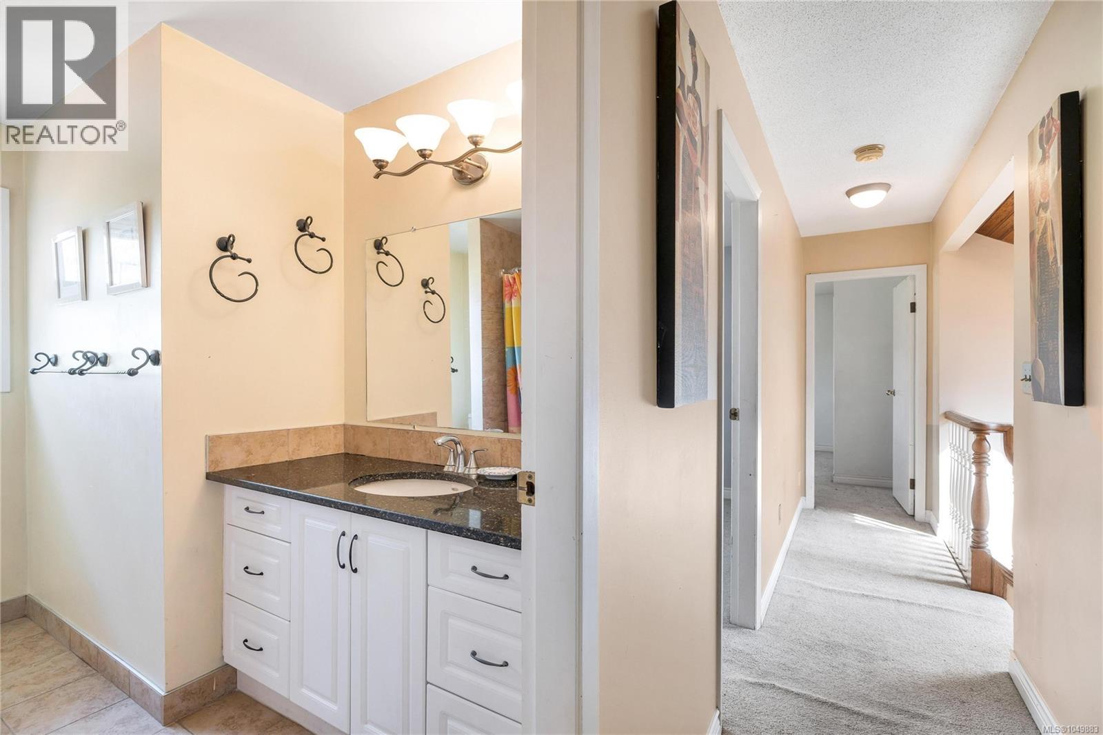 1634 Tasco Close, Saanich, British Columbia  V8N 5P2 - Photo 31 - 1049883