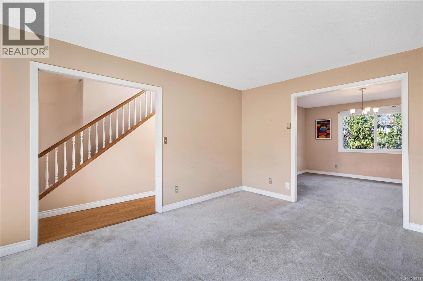 1634 Tasco Close, Saanich, British Columbia  V8N 5P2 - Photo 7 - 1049883