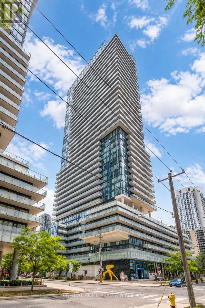 4311 - 161 ROEHAMPTON AVENUE, Toronto, Ontario