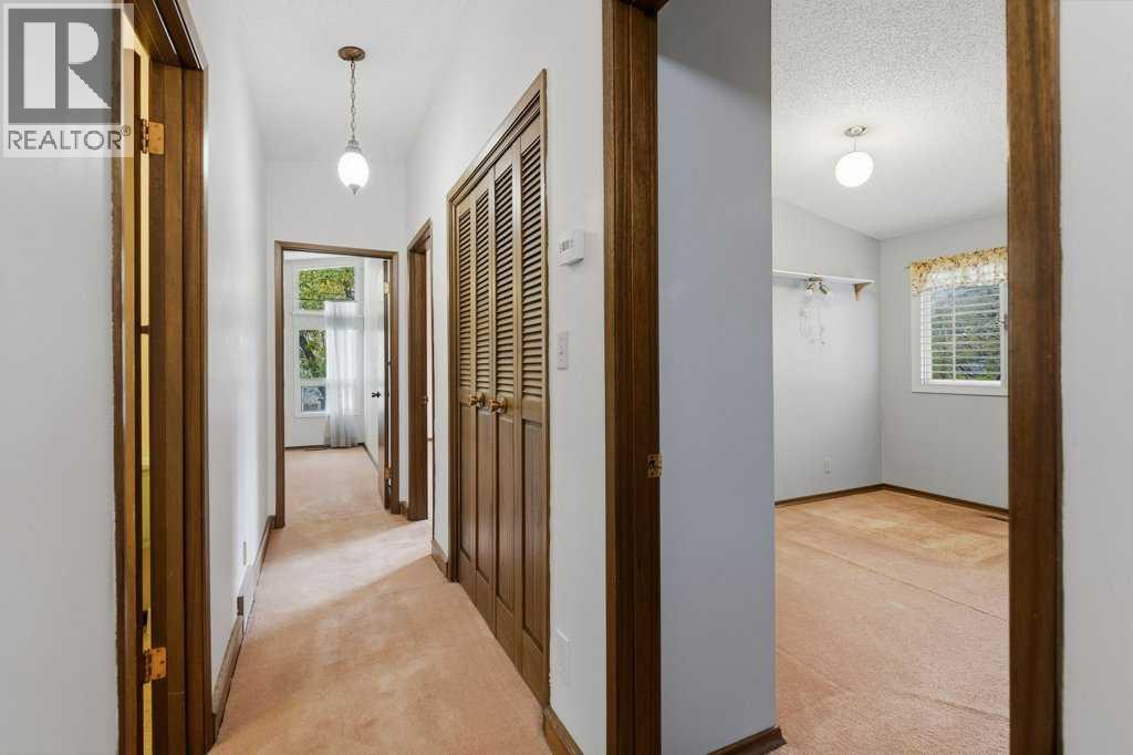 12003 Cannes Road SW, Calgary, Alberta  T2W 1N1 - Photo 27 - A2345615