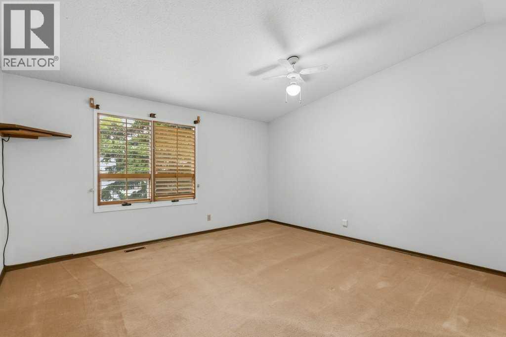 12003 Cannes Road SW, Calgary, Alberta  T2W 1N1 - Photo 22 - A2345615